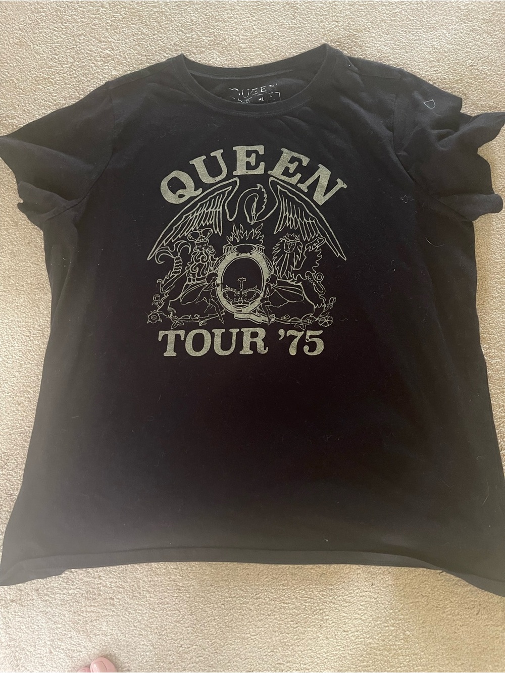 Torrid Queen Band T